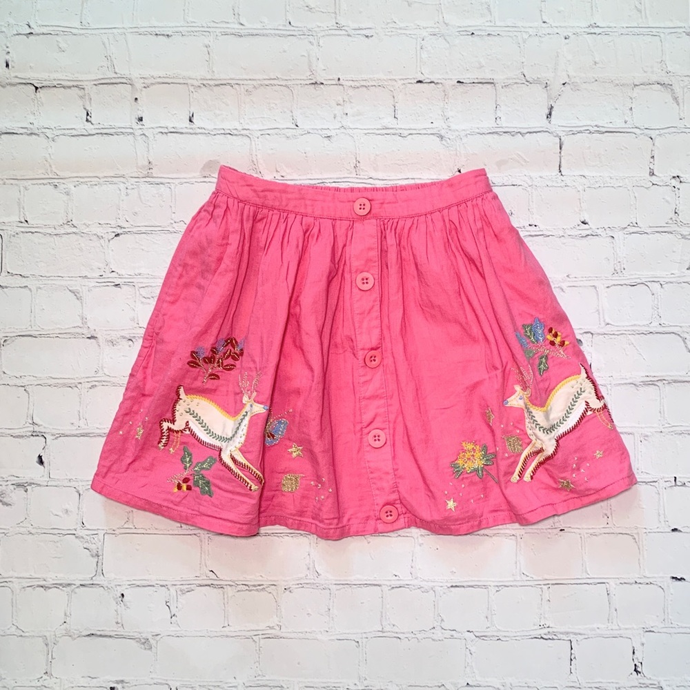 Mini Boden Button-front Pink Applique Skirt
With Ruby Deer